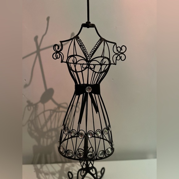 Jewelry storage - Picture 2 of 16